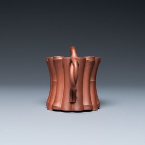 Een Chinese Yixing steengoed 'bamboe' theepot, Kangxi — foto 5