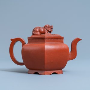Een Chinese Yixing steengoed theepot met deksel, Kangxi — foto 4