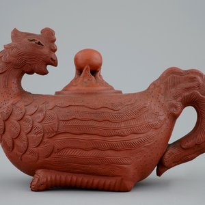 Een Chinese yixing theepot in de vorm van een phoenix of feng huang, 17/18e eeuw — foto 4