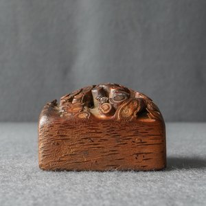 Een Chinese zegelstempel in bamboewortel, Republiek — foto 8