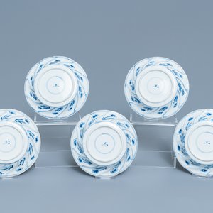 Een collectie blauw-wit Chinees porselein, Kangxi — foto 3