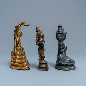 Een collectie bronzen figuren en fragmenten, India, Thailand en Tibet, 19e eeuw en vroeger — foto 12