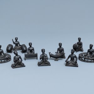 Een collectie bronzen miniatuur figuren van muzikanten, India of Indonesië, 19/20e eeuw — foto 1