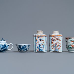 Een collectie Chinees blauw-wit, famille rose, verte en Imari-stijl theegoed, Kangxi/Qianlong — foto 2