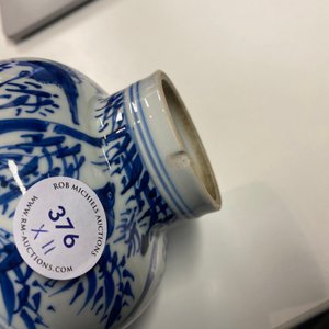 Een collectie Chinese blauw-witte vazen, Kangxi — foto 21