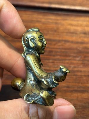 Een collectie Chinese en Sino-Tibetaanse bronzen sculpturen en scrollgewichten, Qing — foto 42