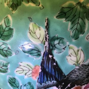 Een collectie Chinese famille rose kommen en een vaas voor de Peranakan of Straits markt, 19e eeuw — foto 30