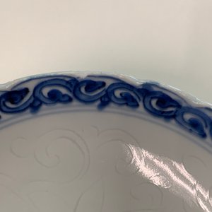 Een collectie divers Chinees blauw-wit porselein, Ming — foto 17