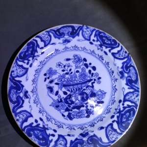 Een collectie divers Chinees blauwwit porselein, Kangxi/Qianlong — foto 22