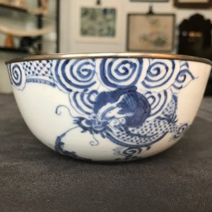 Een collectie divers Chinees 'Bleu de Hue' porselein voor de Vietnamese markt, 19e eeuw — foto 42