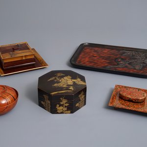 Een collectie divers Japanse lakwerk, Meiji/Showa, 19/20e eeuw — foto 2
