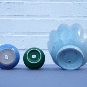 Een collectie divers monochroom Chinees porselein, 19/20e eeuw — foto 27