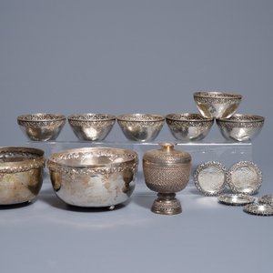 Een collectie divers zilver,  Zuid-Oost Azië, 19/20e eeuw — foto 1