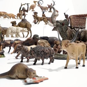 Een collectie Duitse elastoline en lineol figuren van dieren, firma Hausser, 1e helft 20e eeuw — foto 4