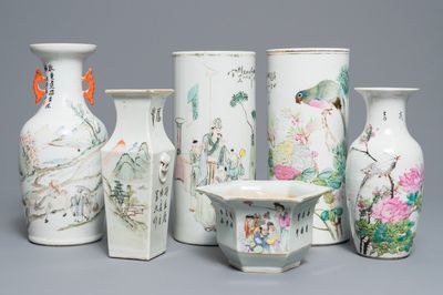 Een collectie van zes Chinese qianjiang cai vazen, 19/20e eeuw