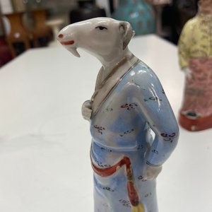 Een complete set met de twaalf dieren uit de Chinese zodiak in famille rose porselein, Hongxian zegelmerk, Republiek — foto 29