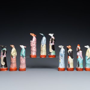 Een complete set met de twaalf dieren uit de Chinese zodiak in famille rose porselein, Hongxian zegelmerk, Republiek — foto 4