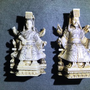 Een complete set van 32 Chinese ivoren schaakstukken, ca. 1920 — foto 44