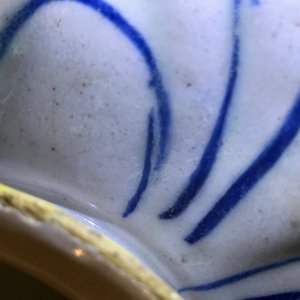 Een crespina in Italiaanse majolica met decor van een smid, atelier Andrea Negroponte, Casteldurante, 2e helft 16e eeuw — foto 18