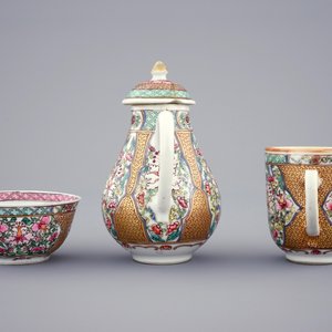 Een deel van een Chinees famille rose en verguld theeservies, Yongzheng, 1723-1735 — foto 5
