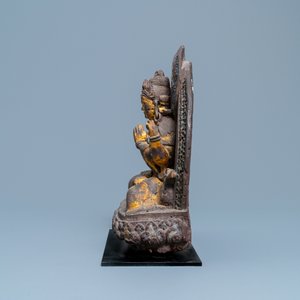 Een deels vergulde en gepolychromeerde figuur van de vierarmige Avalokitesvara, Mongolië, 17/18e eeuw — foto 2