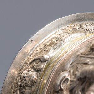 Een deels vergulde zilveren pul met bijbels reliëfdecor, Nathaniel Pressding II, Danzig, Polen, 17e eeuw — foto 9