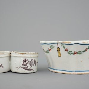 Een Delfts vergiet, een bouquetière en een azijnhouder in Franse faience, 18e eeuw — foto 4