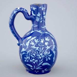 Een Delftse kruik met "Bleu Persan" decor, ca. 1700 — foto 1
