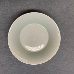 Een diverse collectie Chinees blauw-wit en famille rose porselein, 19/20e eeuw — foto 32