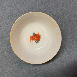 Een diverse collectie Chinees blauw-wit en famille rose porselein, 19/20e eeuw — foto 47