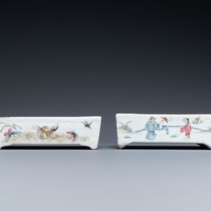 Een diverse collectie Chinees blauw-wit en famille rose porselein, 19/20e eeuw — foto 10
