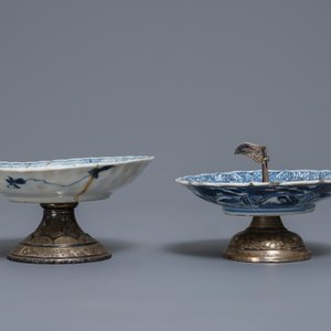 Een diverse collectie Chinees blauw-wit porselein, Ming en Kangxi — foto 9