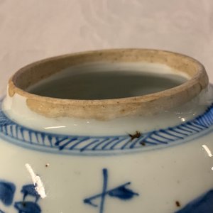 Een diverse collectie Chinees en Japans blauw-wit porselein, Ming en later — foto 60