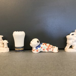 Een diverse collectie Chinees en Japans porselein, 18e eeuw — foto 14