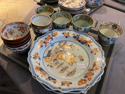 Een diverse collectie Chinees en Japans porselein, Qianlong en later — foto 9
