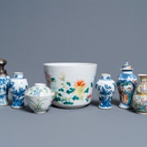 Een diverse collectie Chinees famille rose en blauw-wit porselein, 18/19e eeuw — foto 2