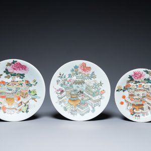 Een diverse collectie Chinees famille rose en qianjiang cai porselein, 19/20e eeuw — foto 4