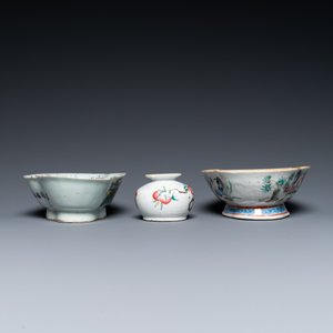 Een diverse collectie Chinees famille rose en qianjiang cai porselein, 19/20e eeuw — foto 13