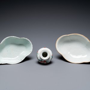 Een diverse collectie Chinees famille rose en qianjiang cai porselein, 19/20e eeuw — foto 16