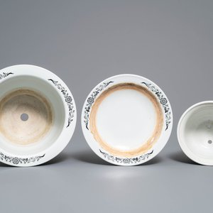 Een diverse collectie Chinees famille rose porselein, 19/20e eeuw — foto 6