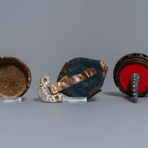Een diverse collectie Chinees metaal, w.o. paktong, zilver en verguld brons, 17e eeuw en later — foto 8