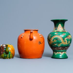 Een diverse collectie Chinees porselein, 19/20e eeuw — foto 5