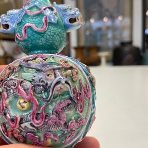 Een diverse collectie Chinees porselein, 19/20e eeuw — foto 40
