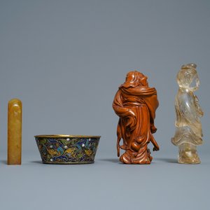 Een diverse collectie Chinees porselein, brons, hout en hardsteen, 19/20e eeuw — foto 9