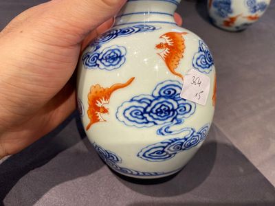 Een diverse collectie Chinees porselein, Kangxi en later — foto 8