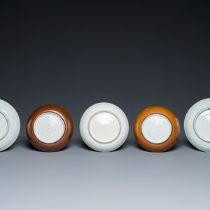 Een diverse collectie Chinese koppen en schotels, 18/19e eeuw — foto 3