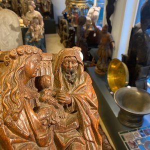 Een eikenhouten Sint-Anna-ten-Drieën groep, Rijnvallei, Duitsland, ca. 1480 — foto 11