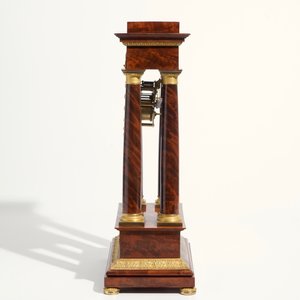 Een Empire pendule in acajou en vuurverguld brons, Frankrijk, 19e eeuw — foto 5