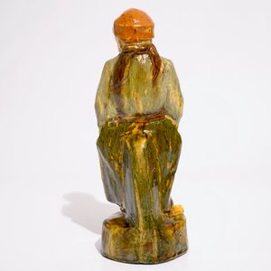 Een figuur in Vlaams aardewerk, “Het boertje”, wellicht Laigneil, 20e eeuw — foto 4