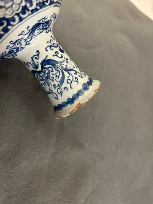 Een fijn blauw-wit Delfts vijfdelig kaststel, 1e kwart 18e eeuw — foto 9